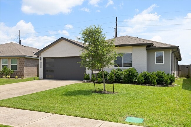Building Photo - 1134 Della Ln