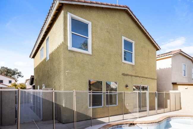 Building Photo - 7450 Easingwold Dr