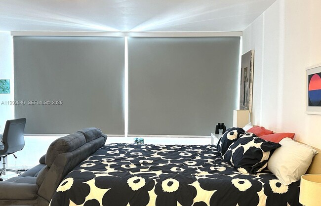 Building Photo - 1000 West Ave