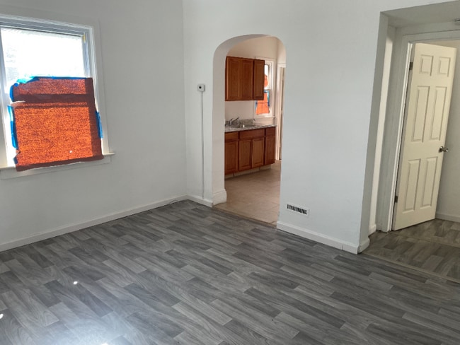 Building Photo - 195 Campbell Park