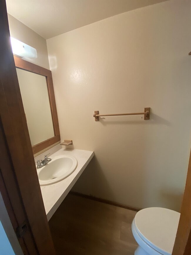 Building Photo - 24051 Basin Harbor Ct