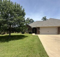 Building Photo - Stonebridge Villas #4025
