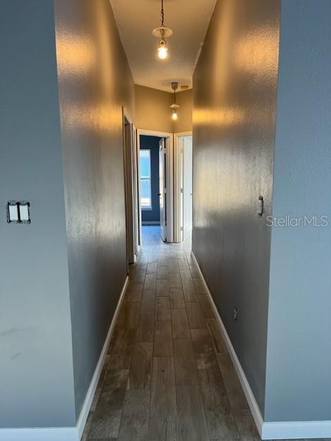 Building Photo - 413 Casting Ct