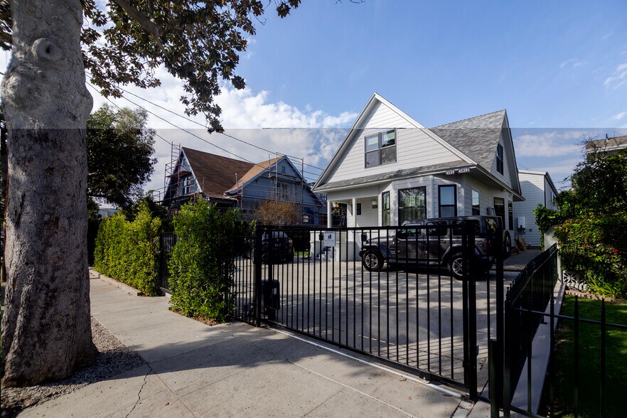 Building Photo - 4541 1/2 Melbourne Ave