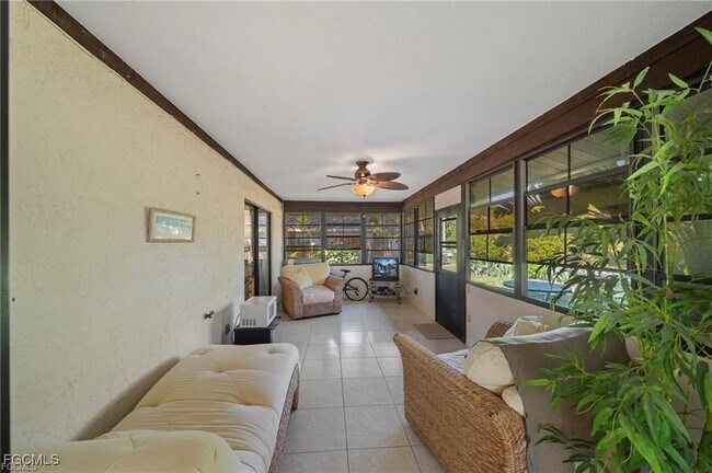 Building Photo - 11650 Pointe Cir