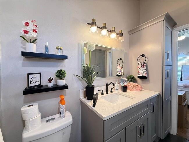 Building Photo - 8055 Antibes Ct