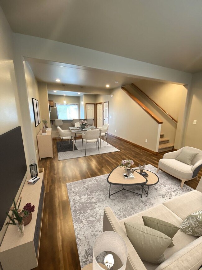 Building Photo - Lower Rent? And $500 Off Your First Month's Rent? In This Economy?! That Means More Money for Tacos!