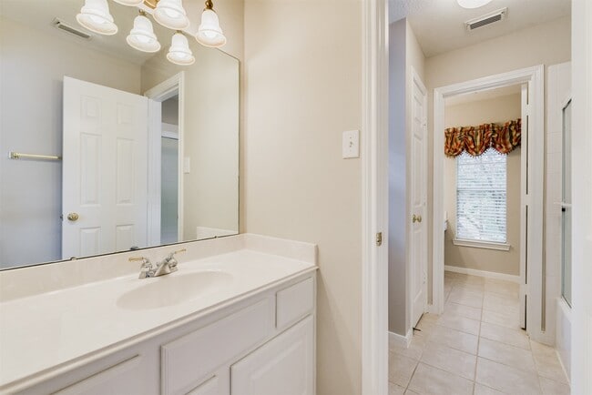 Building Photo - 5426 Portage Rock Ln