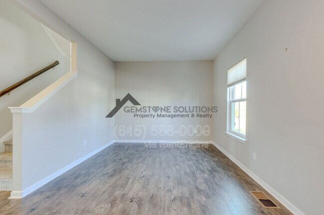 Building Photo - 2704 Orleans Dr