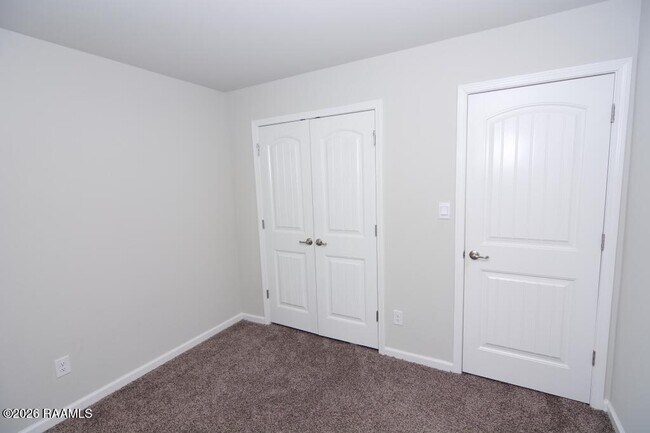 Building Photo - 6720 Tiger Pointe Dr.