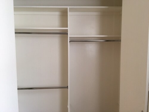 Building Photo - 10585 Missouri Ave