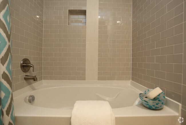 Interior Photo - Magnolia off Henderson