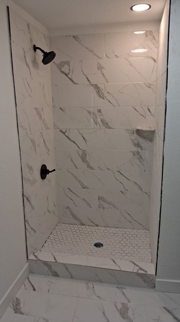 Building Photo - BEAUTIFUL HOME IN HOUSTON. MOVE IN READY!.