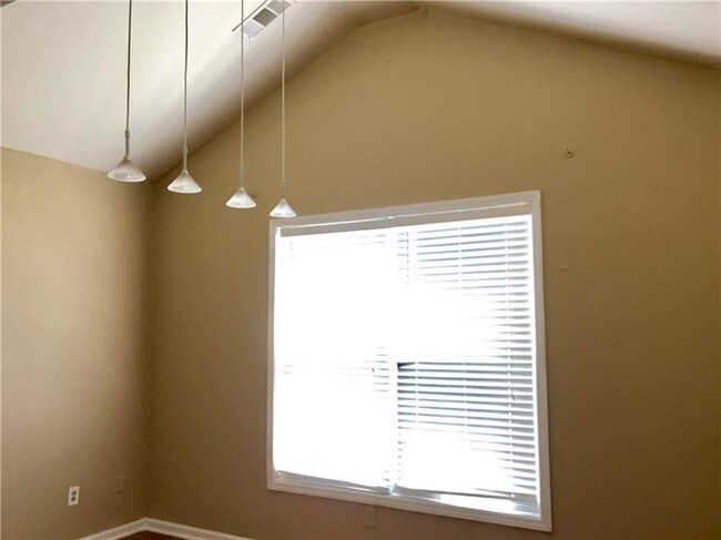 Building Photo - 1864 Canoe Ridge NW