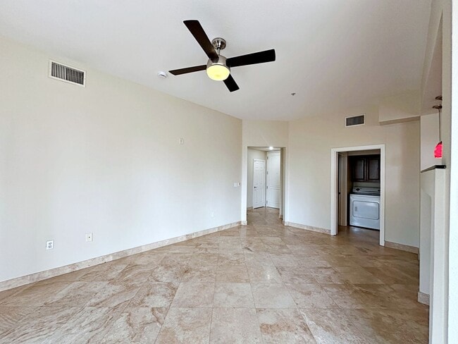 Building Photo - FREE WEEK PROMO! 2 BEDROOM 2 BATH GUARD GA...
