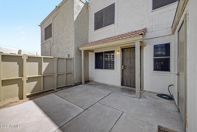 Building Photo - 5984 N 48th Ave