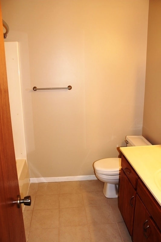 Building Photo - Huge Backyard - Close to Ft. Riley!