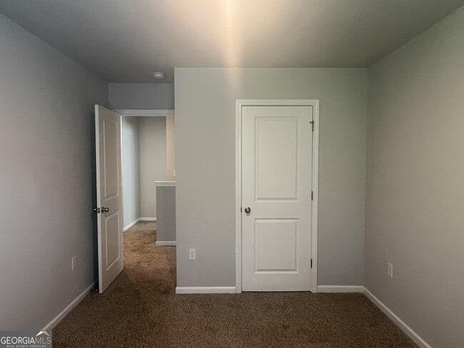 Building Photo - 431 Camella Cir