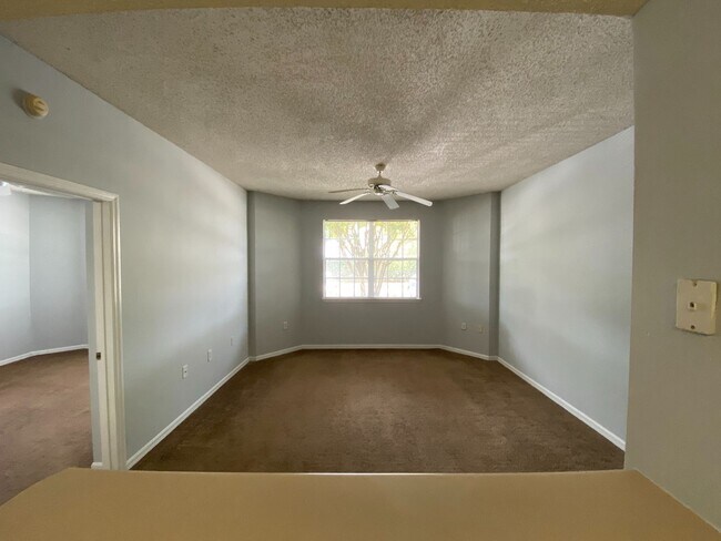 Building Photo - 10831 Windsor Walk Dr