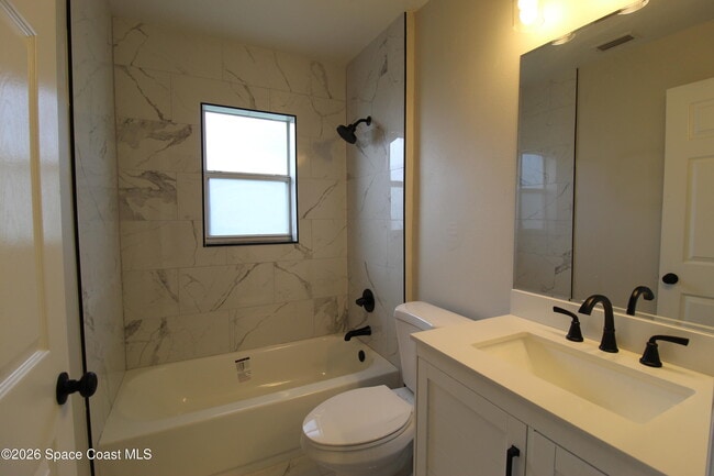 Building Photo - 959 Pine Walk Ct NE