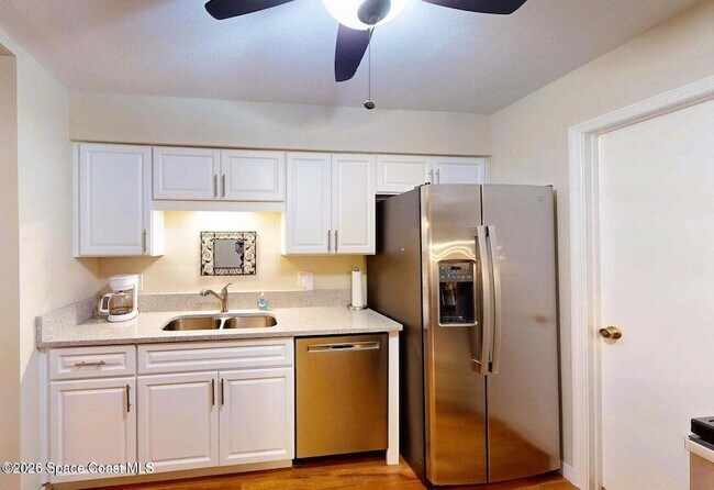 Building Photo - 9012 Brighton Ct