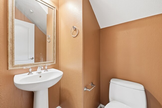 Building Photo - 2174 Desert Hare Ct