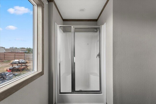 Building Photo - 104 Pineapple Sage Cv