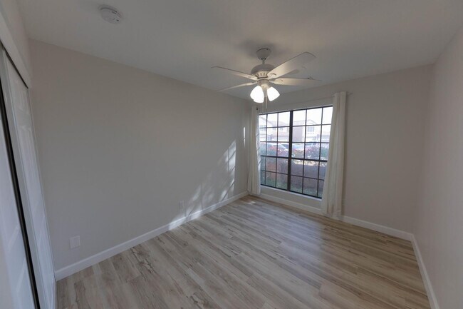 Building Photo - 4283 E Agave Rd