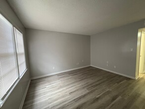 Building Photo - 131 Wall St