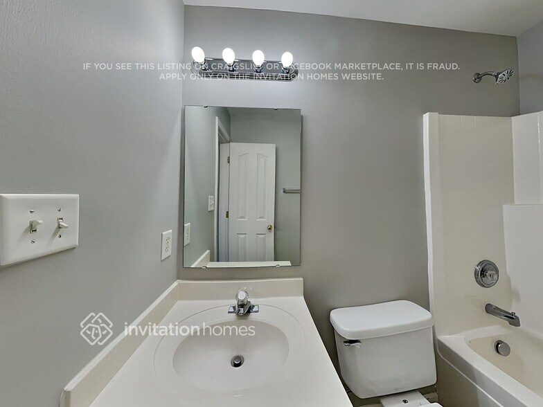 Building Photo - 6930 Creft Cir