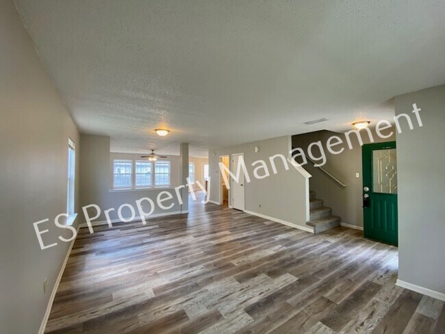 Building Photo - COMING SOON!! Gorgeous 3 Bedroom 2.5 Bath Home in Avon is Near Everything