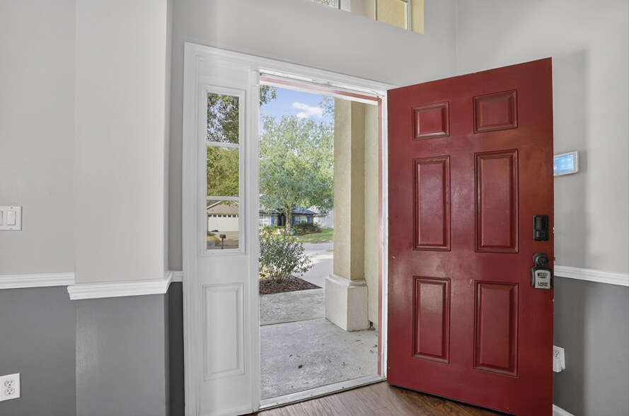 Building Photo - 1601 Majestic View Ln