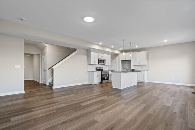 Building Photo - 824 Copley Pointe Dr