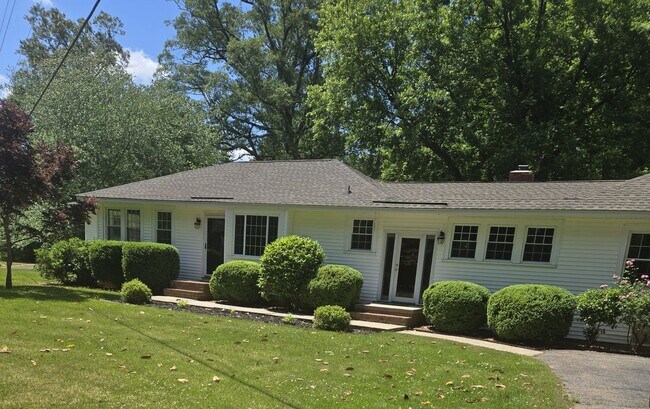 Building Photo - 8000 Curtis Rd