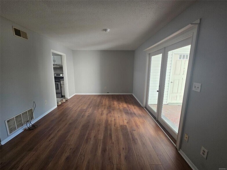 Building Photo - 3152 Gentilly Ct
