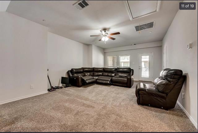 Building Photo - 2405 Siskiyou St