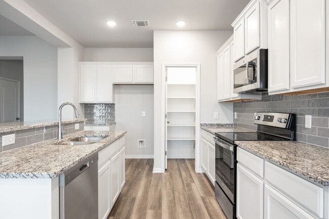 Building Photo - 1533 Soap Rock Ln