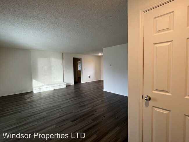 Building Photo - 4 br, 1.5 bath House - 1826 NE 24th Avenue