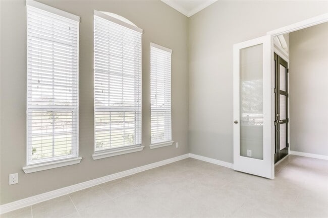 Building Photo - 4227 Carol Ridge Dr
