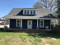 Building Photo - 1001 S 8th St