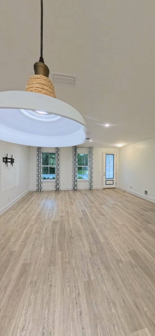 Building Photo - "Charming 3-Bed, 2-Bath Retreat in the Heart of Saint Augustine!"