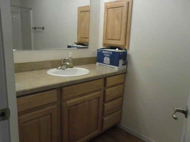 Building Photo - 274 Horseshoe Lake Rd