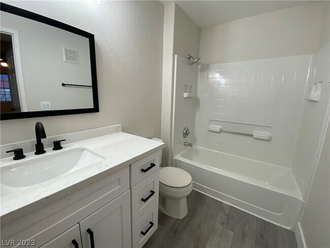 Building Photo - 3318 N Decatur Blvd