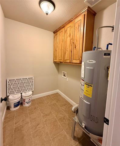 Building Photo - 910 E 3rd St