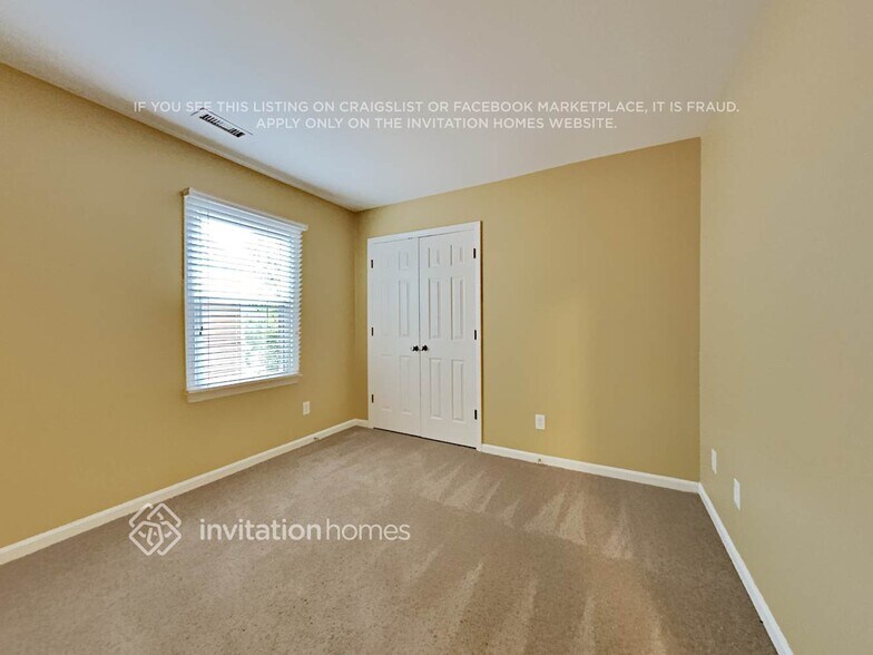 Building Photo - 12519 Oak Park Dr