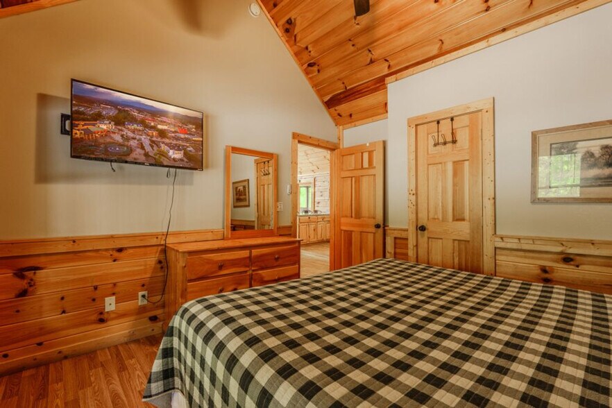 Building Photo - 745 Chickasaw Gap Way