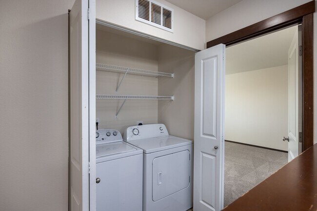Building Photo - Gilkey 425,LLC#12