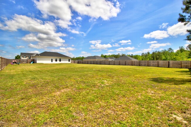Building Photo - 50 Sunflower Cir NE