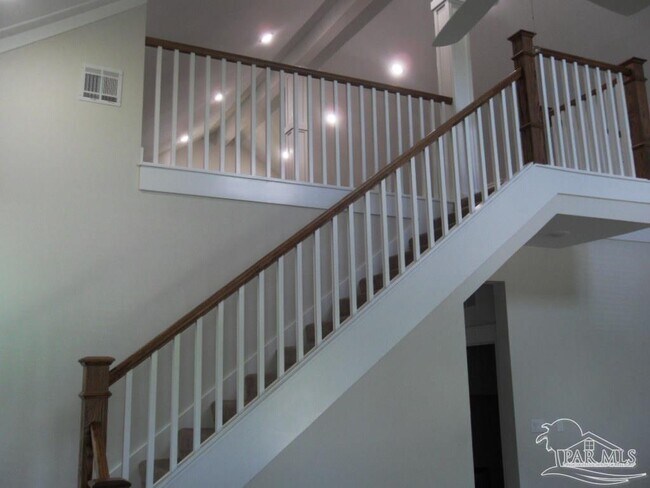 Building Photo - 3003 E Blount St