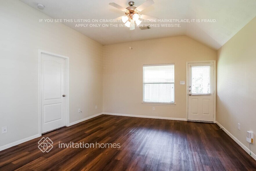 Building Photo - 30723 Ginger Trace Dr